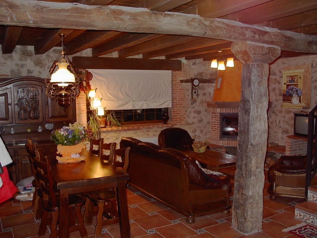 Casa Rural Pincherres Mata de Quintanar Oda fotoğraf